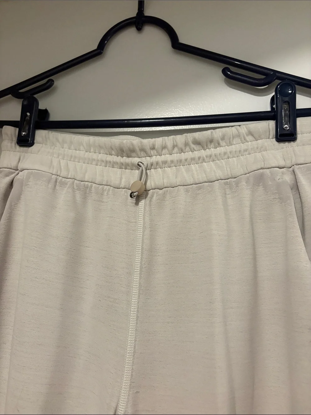 Lululemon soft stream high rise pant in bone